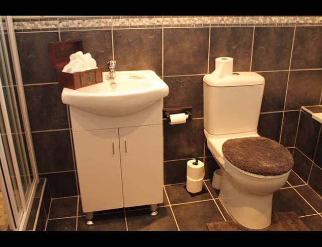 5 BEDROOM HOUSE FOR SALE IN DA NOVA